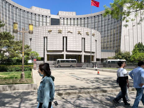 Kineska centralna banka smanjuje obaveznu rezervu, BOJ pogurala jen