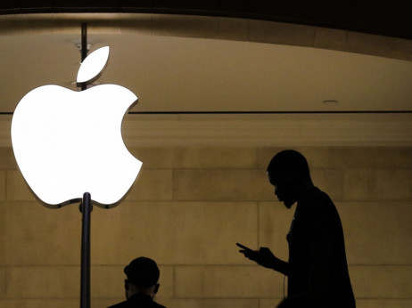 Apple se suočava s najdužim usporavanjem prodaje jer prodaja iPhonea pada