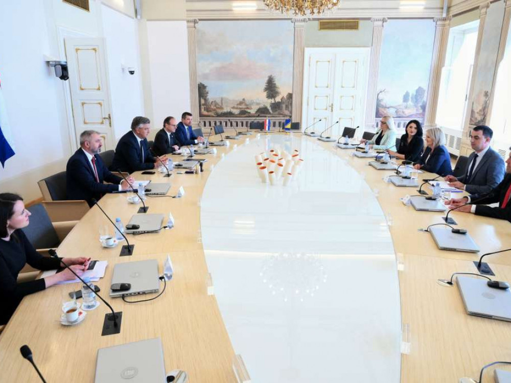 Vlade BiH i Hrvatske: Razvoj država i jačanje regionalne stabilnosti