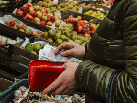 Inflacija usluga i dalje prikaz ukupne inflacije, potražnja nastavlja jačati