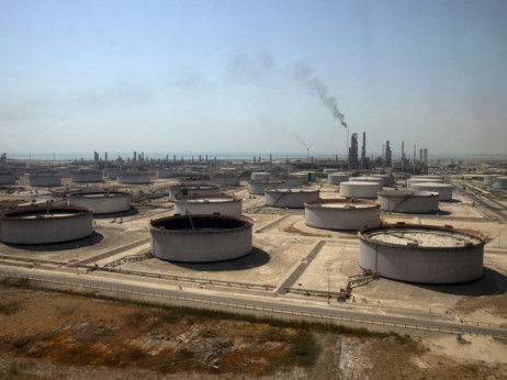 Podaci OPEC-a pokazuju manjak od tri miliona barela nafte na globalnom tržištu