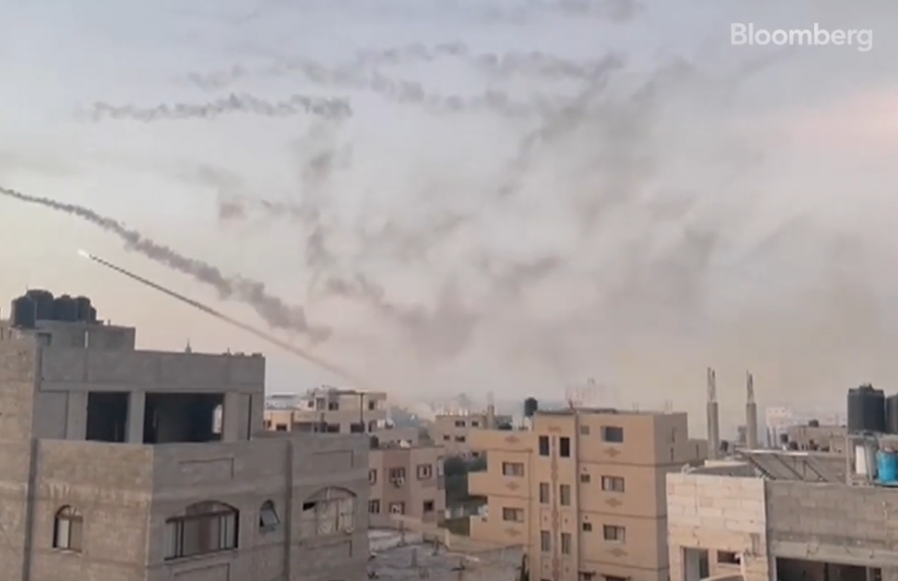 Hamas ispalio hiljade raketa, Izrael upozorio na ratno stanje