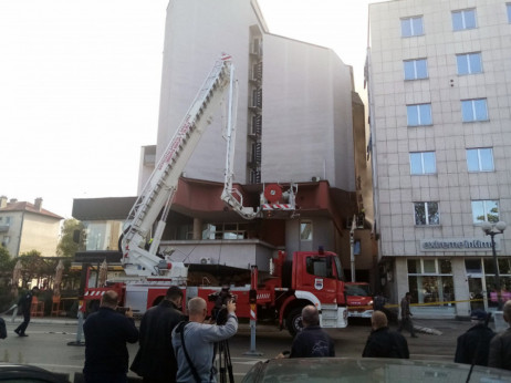 Požar u zgradi Elektrokrajine u Banjoj Luci, proširio se i na Hotel Bosna