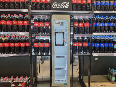 Hrvatski inspektori naredili povlačenje Coca-Cole iz trgovina