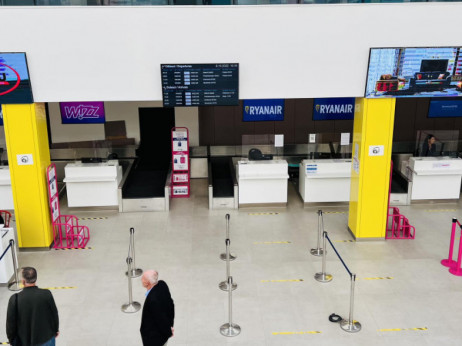 Aerodrom Tuzla bilježi pad broja putnika drugi mjesec zaredom