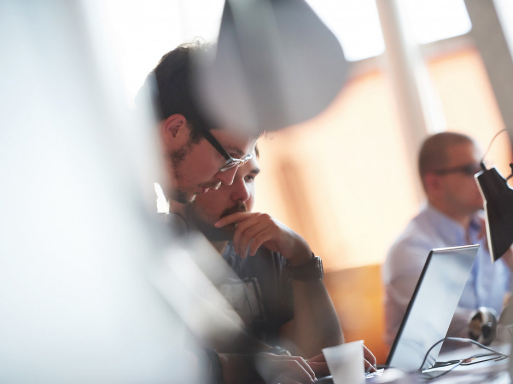 Koji su rizici i izazovi u osiguravanju kvaliteta softvera