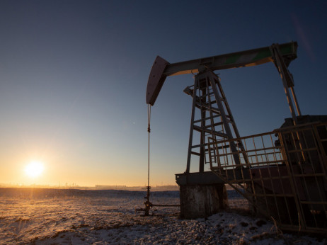 Nafta nastavlja padati dok tržišta očekuje sastanak OPEC+