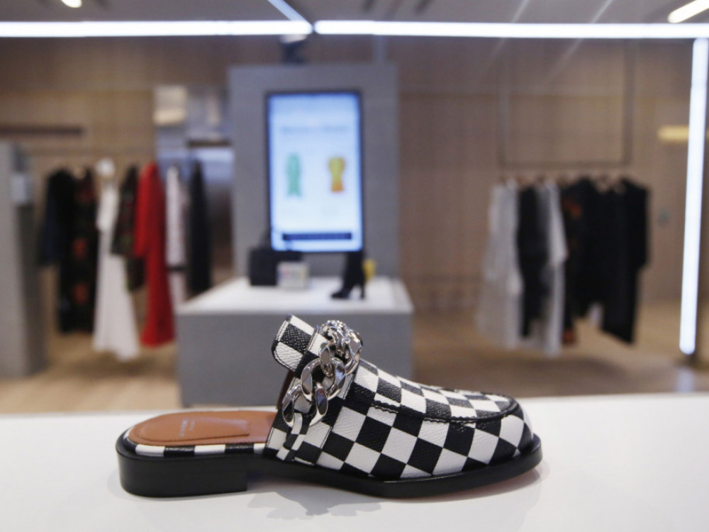 Zašto bi privatizacija Farfetcha Richemontu mogla zadati glavobolju