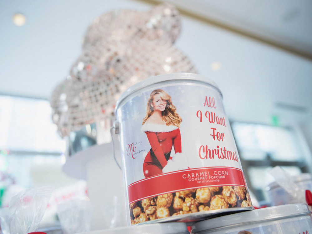 Da li božićnoj pjesmi Mariah Carey treba odbrana?