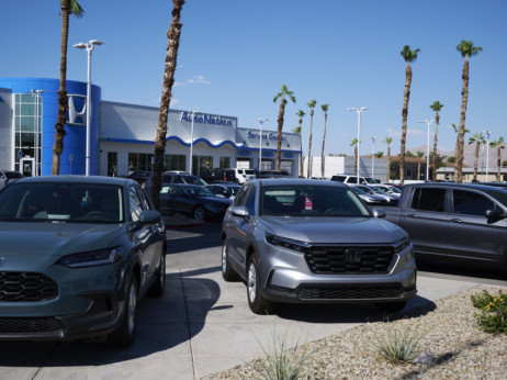 Prodaja General Motors i Stellantis u SAD pogođena štrajkovima i visokim cijenama