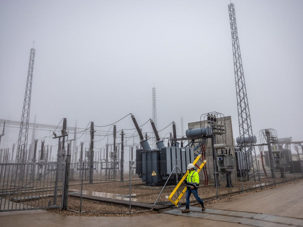 Radnici u energetici pogođeni najvećim padom plata