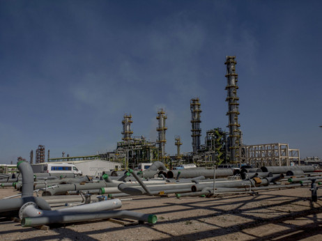 Cijene nafte blago rastu, trgovci oprezni zbog sukoba Irana i Izraela