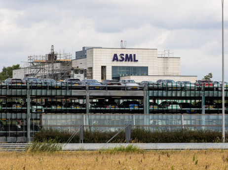 Akcije ASML-a pale zajedno s porudžbinama, bez znakova oporavka dan kasnije