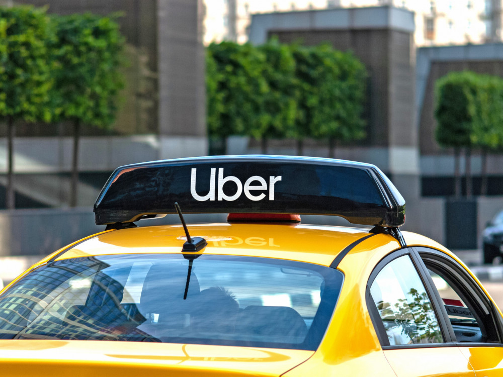 Uber i Nvidia šire robotaksi flotu – jeste li spremni za vožnju bez vozača