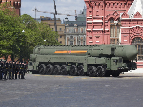 Putin na paradi obnovio nuklearne prijetnje Zapadu