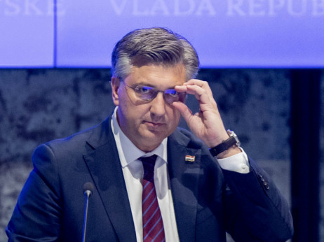 Hrvatska Vlada proglasila tri crnogorska političara personama non grata