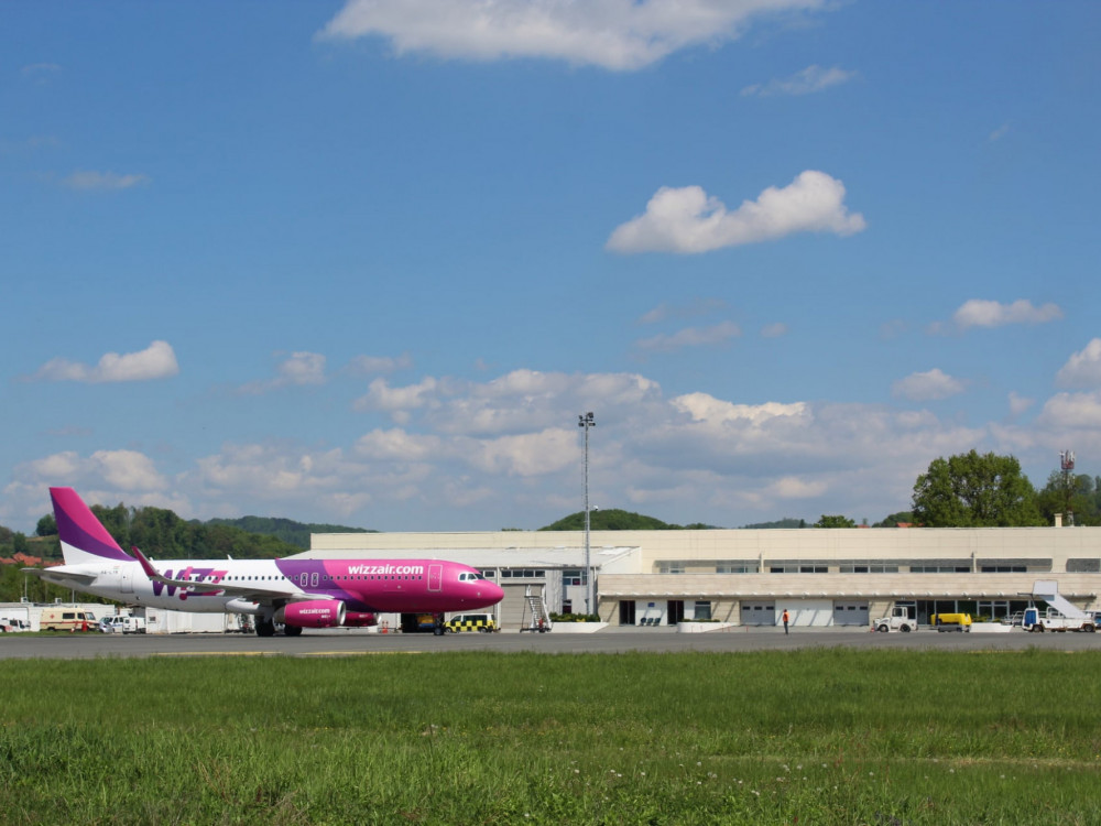 Broj putnika na Aerodromu Tuzla pao za 81 posto