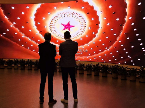 E-pismo: Wall Streetu balon, Kitajski AI revolucija