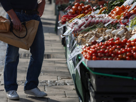 BiH bi godinu trebala završiti s inflacijom od 3,7 posto