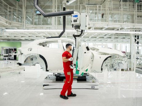 Vodimo vas u novu Ferrari fabriku za proizvodnju električnih superautomobila