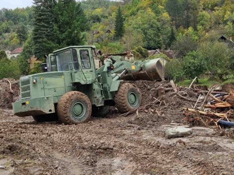 Željeznica - žila kucavica: Posljedice blokade transporta trpe svi