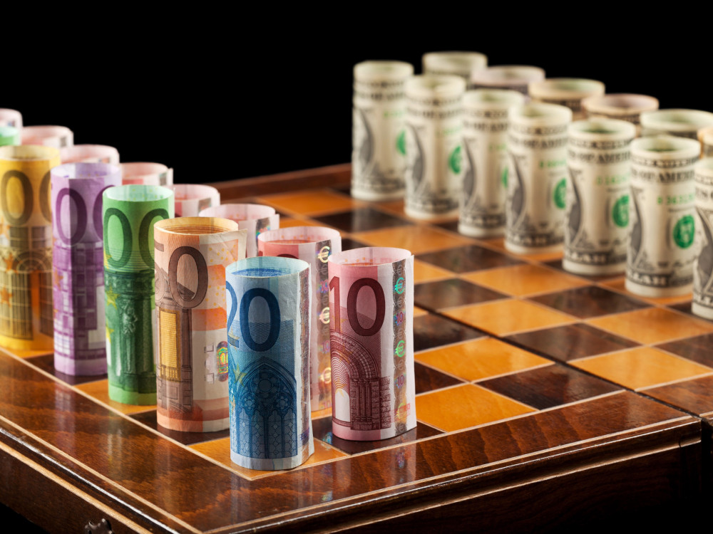 Može li evro doživjeti preporod, dok Trump potkopava temelje dolara