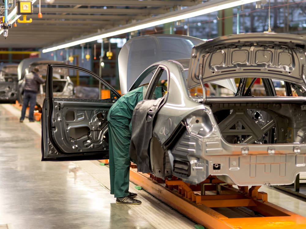 Analiza BBA: Neprilike u autoindustriji se lome na autokomponentašima