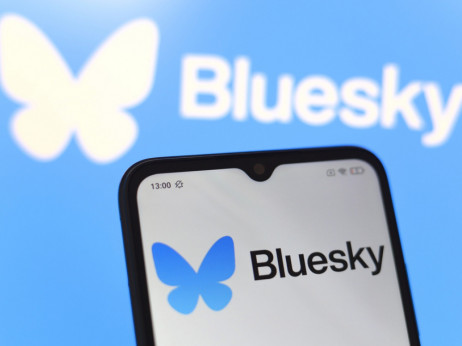 Bluesky protiv mreže X - ko pobjeđuje u toj borbi