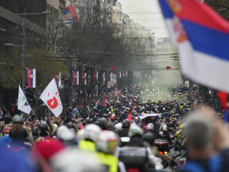 Masovni studentski protest u Beogradu: Tišina prekinuta incidentom