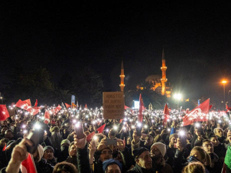 Turska ograničila dolazak u Istanbul i izlazak iz njega kako bi spriječila proteste