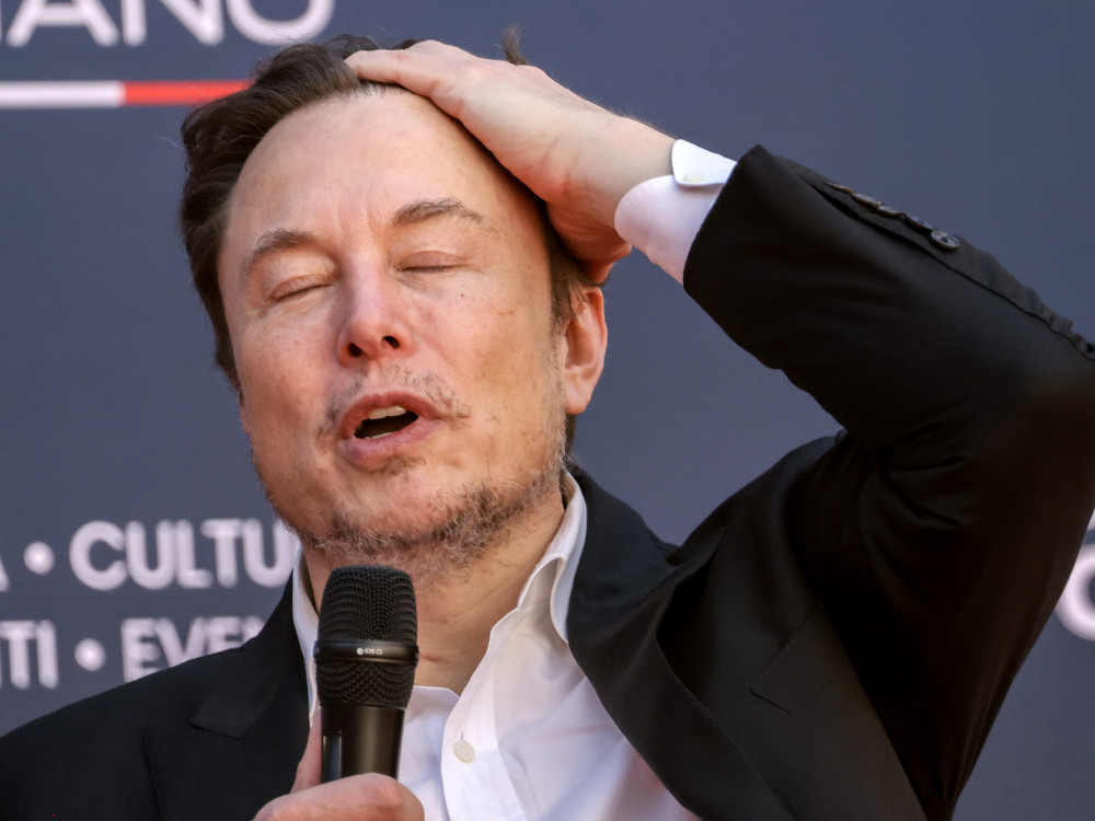 Musk mora birati između Tesle i politike, evo zbog čega