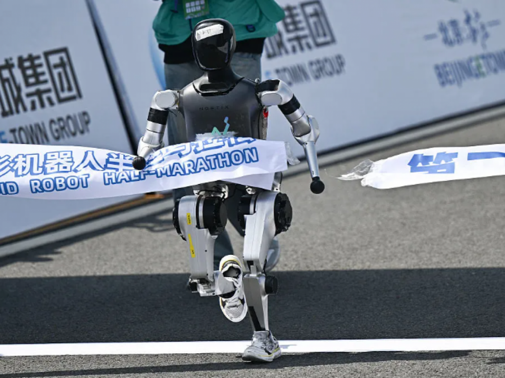 Samo četiri robota preživjela prvi polumaraton