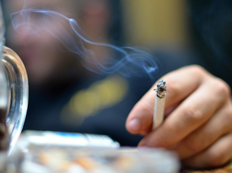 RS protiv zabrane pušenja, FBiH za zaduženje u Londonu - pet stvari za danas