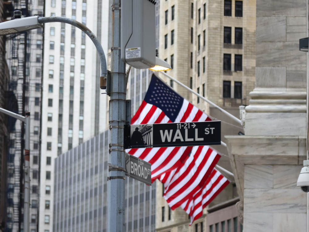 Pregled berze - Wall Street obara rekorde, Powell pod pritiskom, nafta u padu