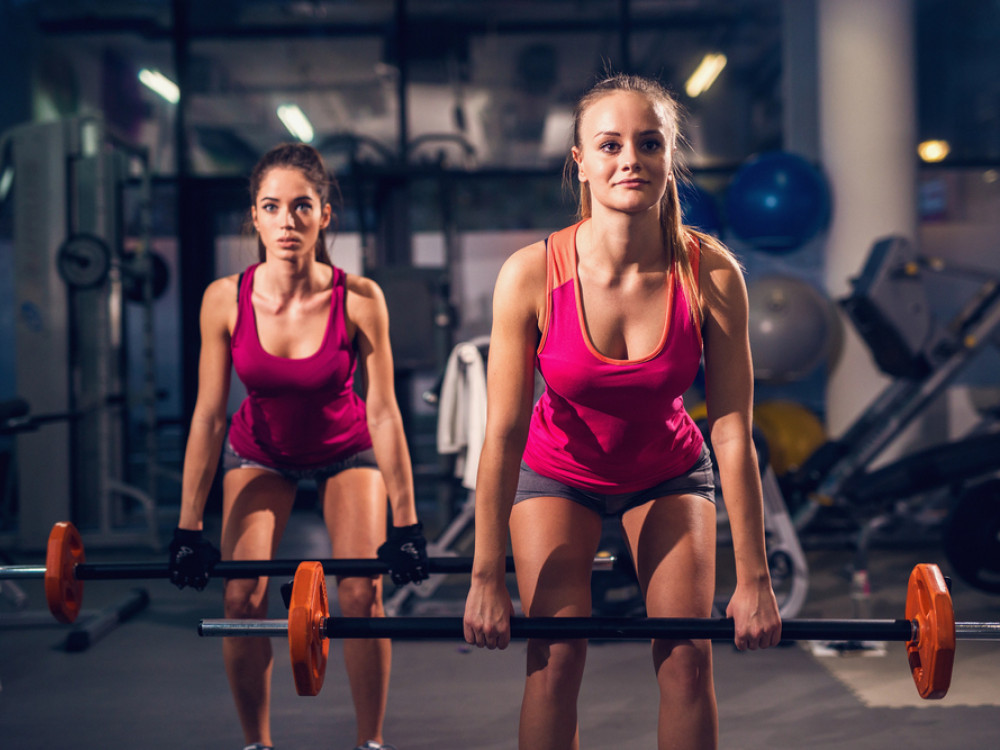 Teretane možda više neće biti iste - sve više žena diže tegove