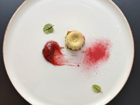 Večere bez menija: Novi gastro trend koji iznenađuje goste