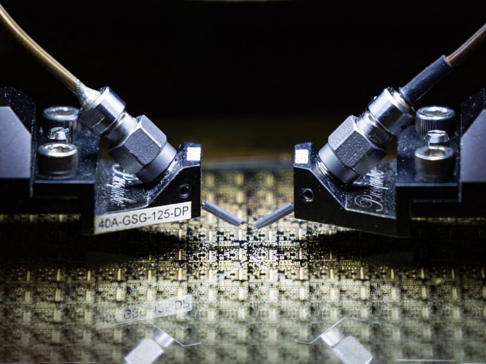 SAD uvodi nova pravila za izvoz AI čipova