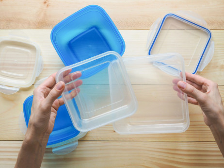 Tupperware rasprodaje imovinu, a novi vlasnik vjeruje u povratak brenda