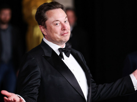 Dok Musk ulazi u politiku, Tesla ide u crveno