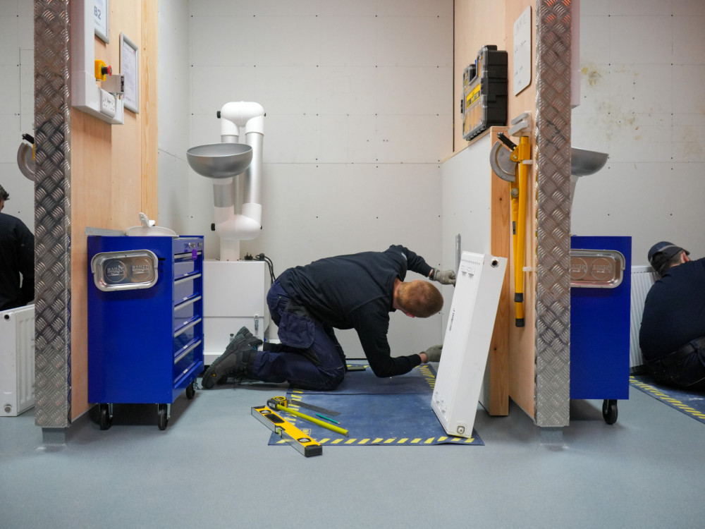 Svijet sve više ulaže u elektrifikaciju, ali radne snage i dalje nedostaje