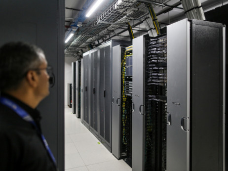 Koliko novca i energije troši AI? U pitanju su milijarde