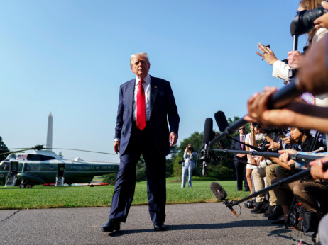 EU pred izazovom: Mogu li pregovori s Trumpom spriječiti carinski udar?