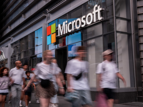 Pad potražnje za AI rješenjima srušio vrijednost Microsofta na berzi