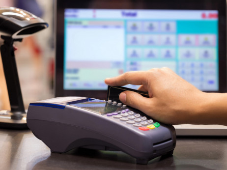 Siva zona odnosi milijarde, da li će pomoći nova fiskalizacija - pet stvari za danas