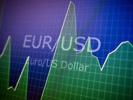 Počinje li nova era slabijeg dolara? Stručnjaci upozoravaju na mogući višegodišnji pad