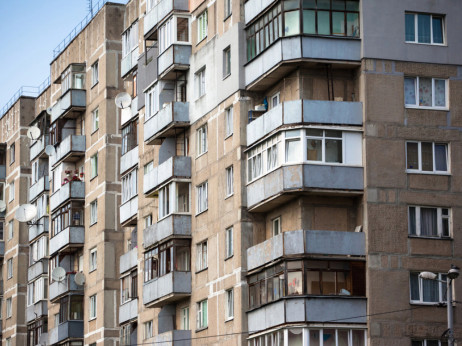 Arhitektura bez koncepta: Balkoni su mrtvi, živjelo ustakljivanje!