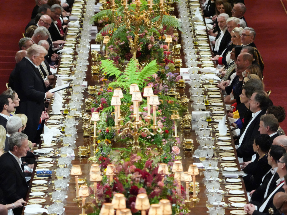 Diplomatija na meniju: Šta se služilo na državnoj večeri u Windsoru