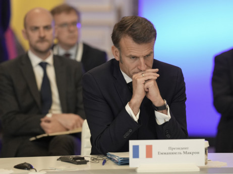 Druga šansa: Macron ponovno imenovao Lecornua za premijera