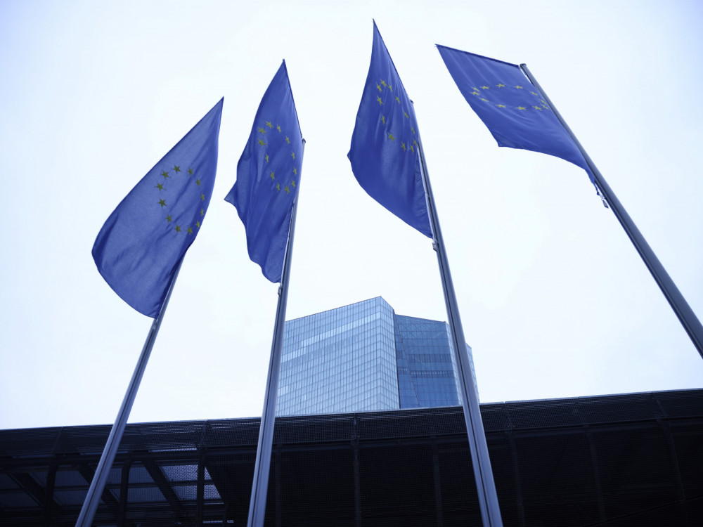 ECB će zadržati kamate na dva posto u naredne dvije godine, pokazuju ankete