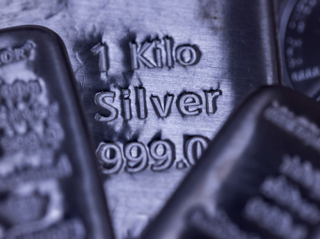Rast cijena srebra stvara poteškoće industriji koja ga najviše koristi